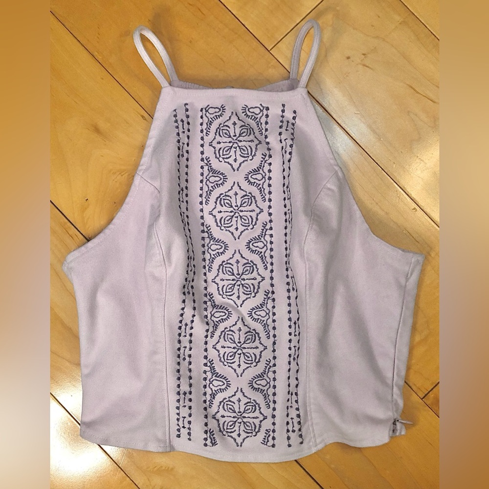 Abercrombie & Fitch xs faux suede embroidered Aztec pink back key hole crop top